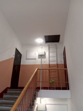 4-к квартира, 5/5 эт., 100м²