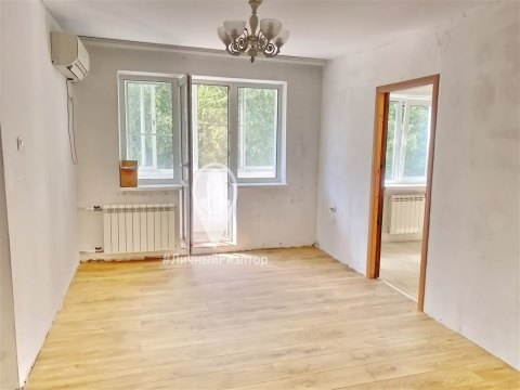 2-к квартира, 5/5 эт., 44м²