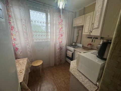 3-к квартира, 4/9 эт., 60м²