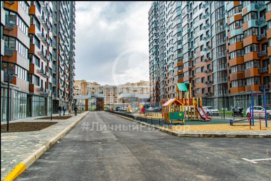 2-к квартира, 12/17 эт., 52м²