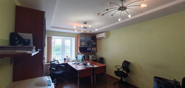 3-к квартира, 1/10 эт., 119м²