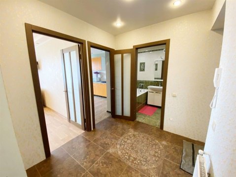 1-к квартира, 10/11 эт., 45м²
