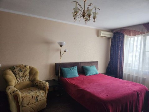 1-к квартира, 4/14 эт., 40м²