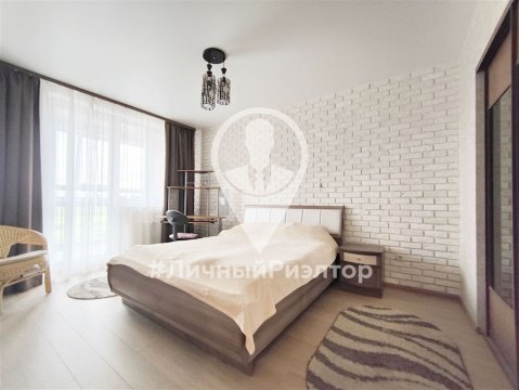 2-к квартира, 18/25 эт., 73м²