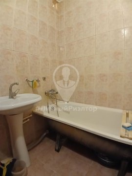 2-к квартира, 2/6 эт., 47м²