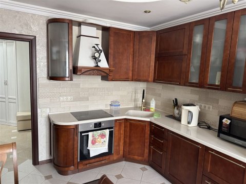 1-к квартира, 5/14 эт., 41м²