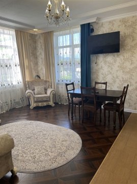 1-к квартира, 1/5 эт., 58м²
