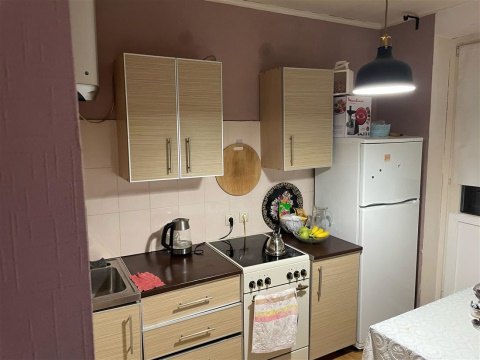 3-к квартира, 7/9 эт., 52м²