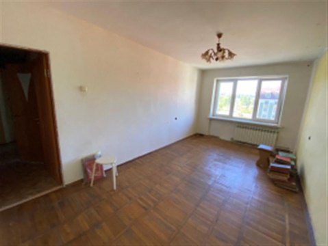 3-к квартира, 5/5 эт., 60м²