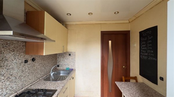 2-к квартира, 3/9 эт., 44м²