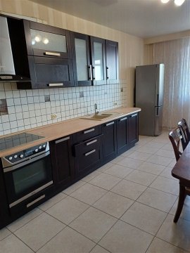 3-к квартира, 13/22 эт., 98м²