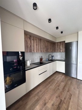 3-к квартира, 22/24 эт., 77м²