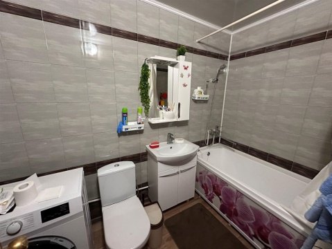 Дом 97м², участок 6,5 сот.