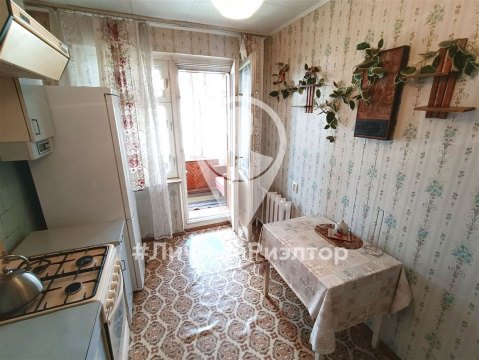 3-к квартира, 6/9 эт., 66м²