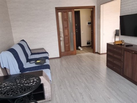 1-к квартира, 7/10 эт., 38м²