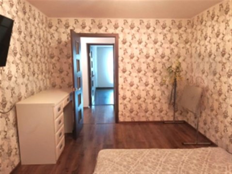 3-к квартира, 2/5 эт., 58м²