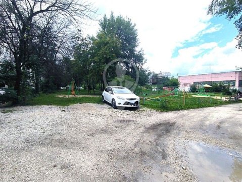 2-к квартира, 2/9 эт., 50м²