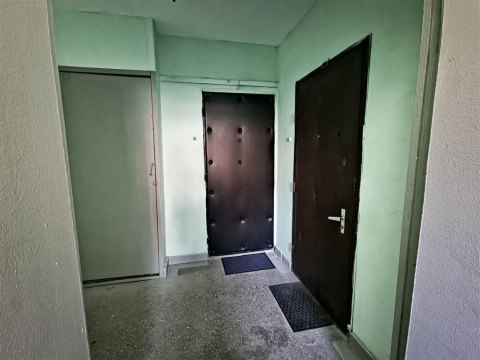 1-к квартира, 2/12 эт., 38м²
