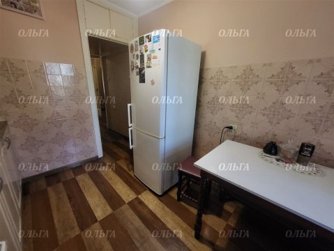 2-к квартира, 1/5 эт., 45м²