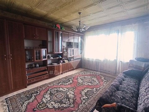 3-к квартира, 3/3 эт., 56м²