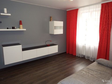 2-к квартира, 3/6 эт., 55м²