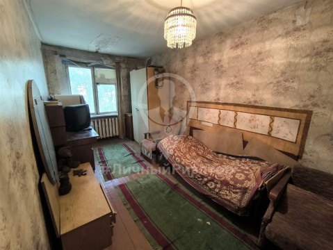 2-к квартира, 5/5 эт., 45м²
