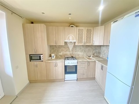 1-к квартира, 9/16 эт., 42м²