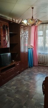 2-к квартира, 1/3 эт., 46м²