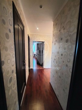 2-к квартира, 5/10 эт., 61м²