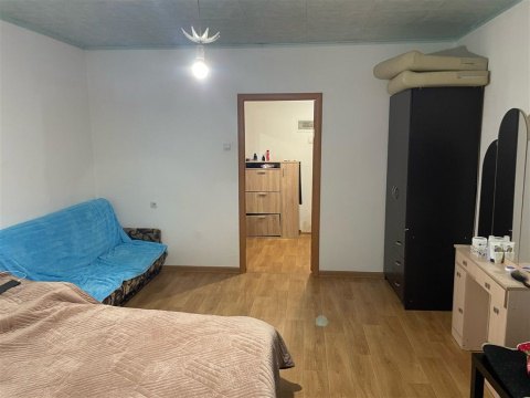 3-к квартира, 7/9 эт., 52м²