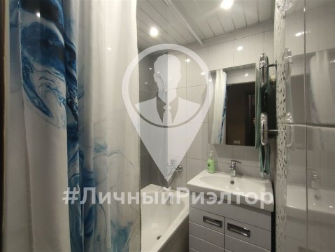 2-к квартира, 4/5 эт., 47м²