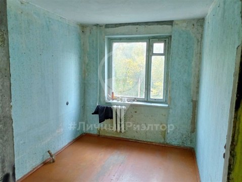 4-к квартира, 3/5 эт., 64м²