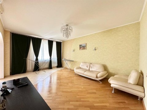 3-к квартира, 4/25 эт., 138м²