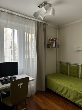 3-к квартира, 14/23 эт., 53м²