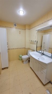 3-к квартира, 3/3 эт., 68м²