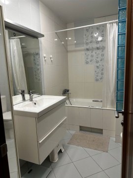 3-к квартира, 14/23 эт., 53м²