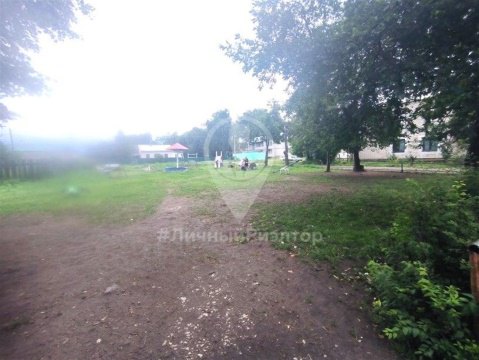 1-к квартира, 1/2 эт., 28м²