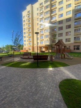 2-к квартира, 8/9 эт., 45м²