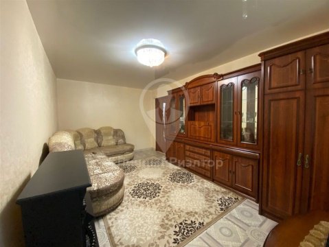 3-к квартира, 1/5 эт., 61м²