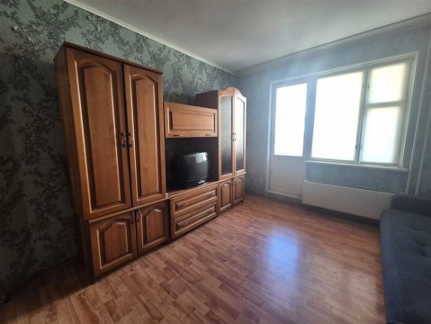 2-к квартира, 1/5 эт., 50м²