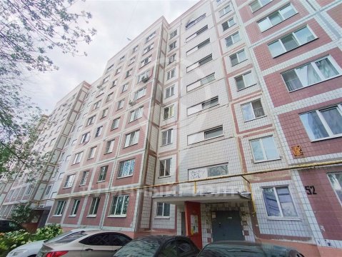 2-к квартира, 9/9 эт., 52м²