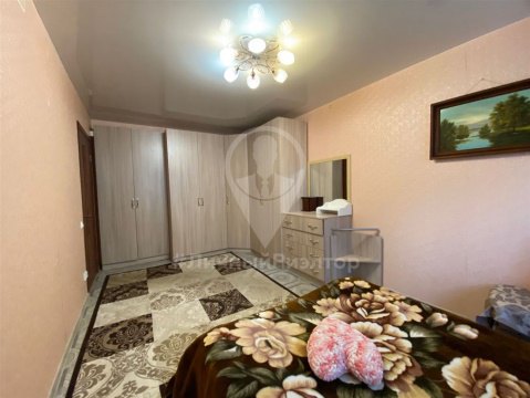 3-к квартира, 1/5 эт., 61м²