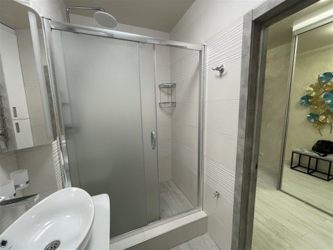 1-к квартира, 3/19 эт., 43м²