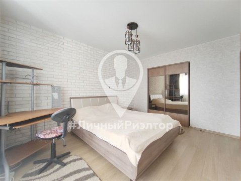 2-к квартира, 18/25 эт., 73м²