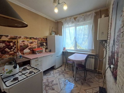 2-к квартира, 3/9 эт., 67м²