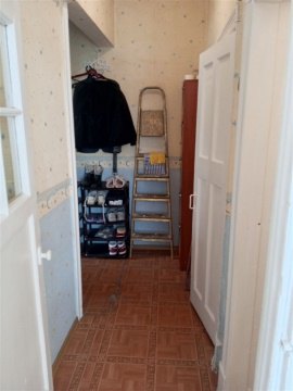 4-к квартира, 5/5 эт., 100м²