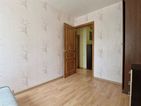 2-к квартира, 3/9 эт., 40м²