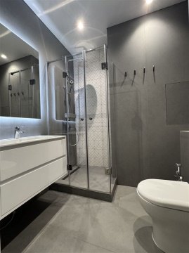 2-к квартира, 3/6 эт., 66м²