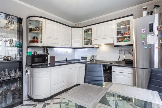 2-к квартира, 5/14 эт., 71м²