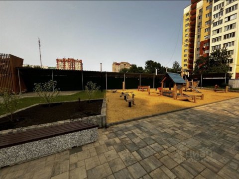 2-к квартира, 7/14 эт., 73м²